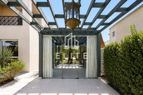 Villa en Living Legends, Dubai, EAU 4 dormitorios, 903 m² № 760005