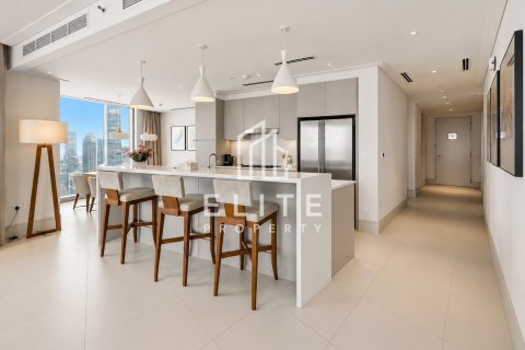 דירה ב Downtown Dubai (Downtown Burj Dubai), Dubai, איחוד האמירויות 3 חדרי שינה, 187 מ