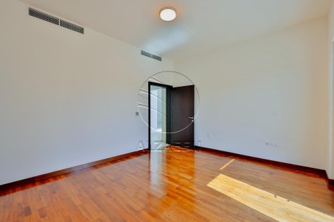 Villa in Al Maqtaa, Abu Dhabi, UAE 5 bedrooms, 1217 sq.m. № 614945 - photo 22