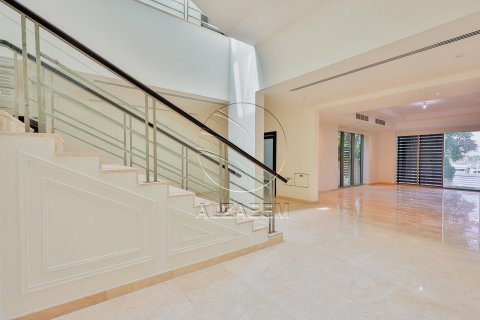 Villa in Al Maqtaa, Abu Dhabi, UAE 5 bedrooms, 1217 sq.m. № 614945 - photo 15