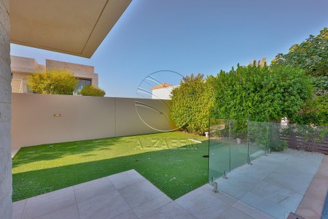 Villa sa Saadiyat Island, Abu Dhabi, UAE 5 silid-tulugan, 848 sq.m. № 614950 - larawan 3