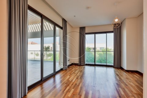 Villa sa Saadiyat Island, Abu Dhabi, UAE 5 silid-tulugan, 848 sq.m. № 614950 - larawan 24