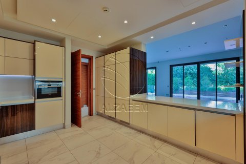 Villa sa Saadiyat Island, Abu Dhabi, UAE 5 silid-tulugan, 848 sq.m. № 614950 - larawan 9