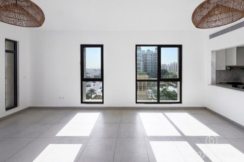 Apartemen di Umm Suqeim, Dubai, UEA 2 kamar tidur, 134 m2 nomor 693463 - foto 2