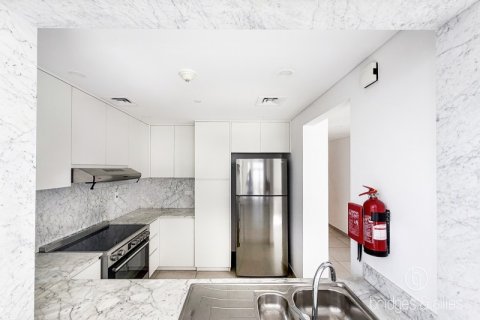 Apartemen di Umm Suqeim, Dubai, UEA 2 kamar tidur, 134 m2 nomor 693463 - foto 5