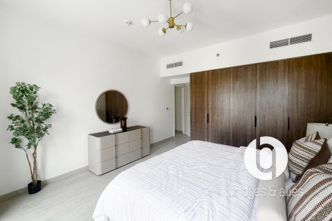 דירה להשכרה ב Umm Suqeim, Dubai, איחוד האמירויות 2 חדרי שינה, 134 מ"ר, מספר 693463 - תמונה 13
