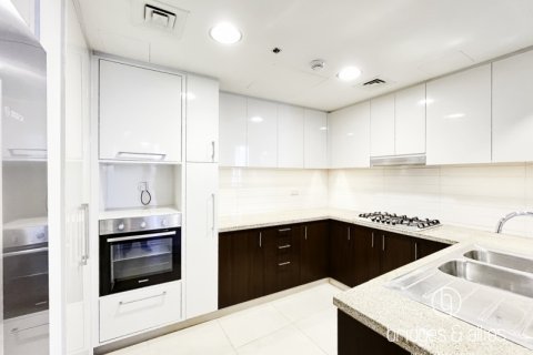 Снять в аренду квартиру в Даунтаун Дубай (Даунтаун Бурдж Дубай), ОАЭ 2 спальни, 129м2, № 677126 - фото 17