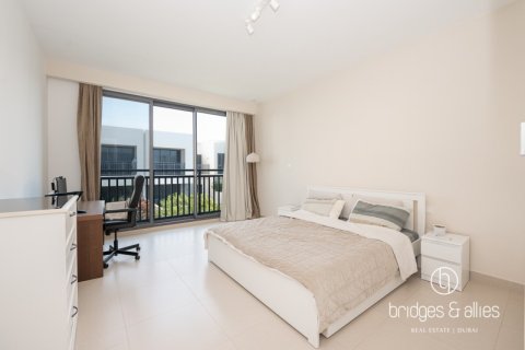Huvila Dubai Hills Estate, Arabiemiraatit 3 makuuhuonetta, 203 m2 № 677130 - kuva 10