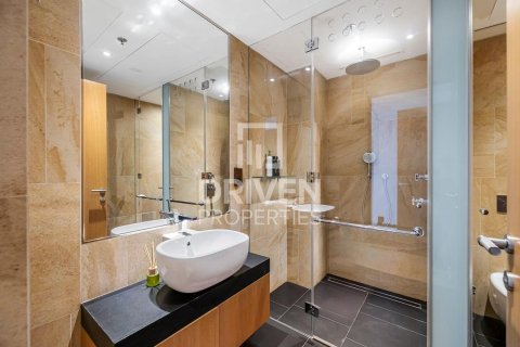 Apartment til leje i Jumeirah, Dubai, UAE 3 soveværelser, 244 kvm № 682617 - foto 15