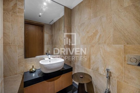 Apartment til leje i Jumeirah, Dubai, UAE 3 soveværelser, 244 kvm № 682617 - foto 16