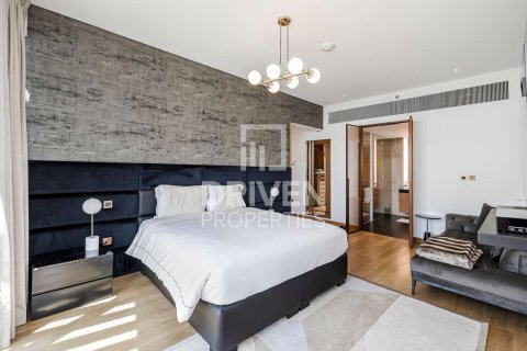 Apartment til leje i Jumeirah, Dubai, UAE 3 soveværelser, 244 kvm № 682617 - foto 8