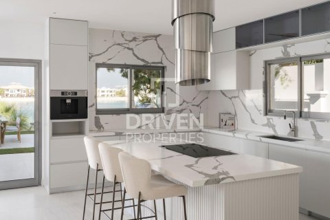 וילה להשכרה ב Palm Jumeirah, Dubai, איחוד האמירויות  6 חדרי שינה, 650 מ"ר, מספר 682620 - תמונה 12
