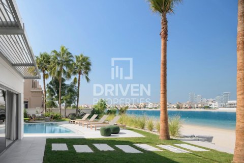 וילה להשכרה ב Palm Jumeirah, Dubai, איחוד האמירויות  6 חדרי שינה, 650 מ"ר, מספר 682620 - תמונה 3
