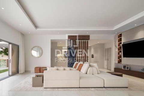 וילה להשכרה ב Palm Jumeirah, Dubai, איחוד האמירויות  6 חדרי שינה, 650 מ"ר, מספר 682620 - תמונה 7
