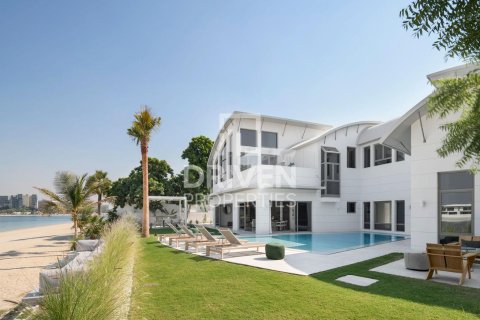 וילה להשכרה ב Palm Jumeirah, Dubai, איחוד האמירויות  6 חדרי שינה, 650 מ"ר, מספר 682620 - תמונה 2