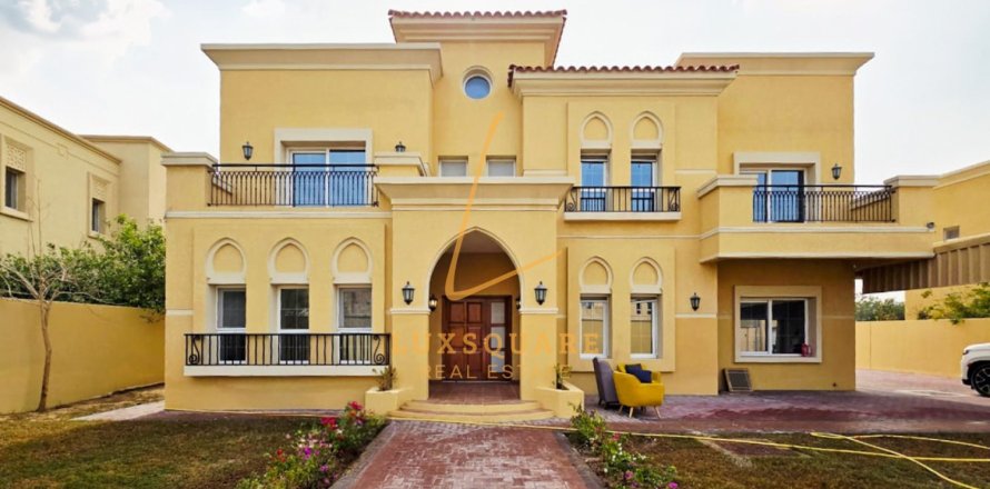 Villa asukohaga Dubai Science Park, AÜE: 5 magamistoaga, 792 m² Nr 690754