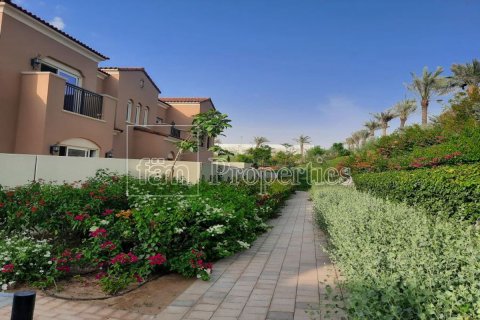 Dubai, BAE’de satılık sıra ev 3 yatak odası, 185.6 m&sup2; No 763313 - fotoğraf 12