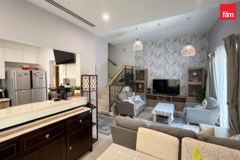 Radhus i Dubai, UAE 4 sovrum, 230 kvm Nr. 763309