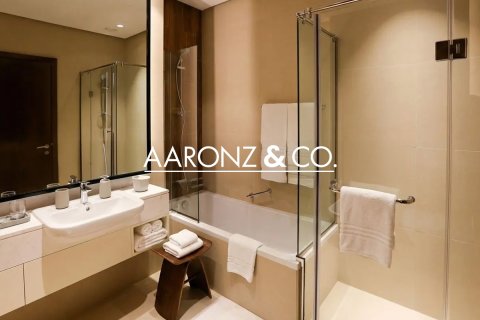 פנטהאוס להשכרה ב Business Bay, Dubai, איחוד האמירויות  5 חדרי שינה, 878 מ"ר, מספר 693668 - תמונה 8