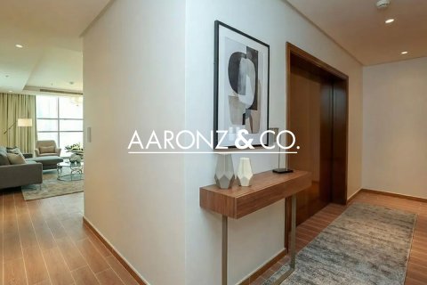 פנטהאוס להשכרה ב Business Bay, Dubai, איחוד האמירויות  5 חדרי שינה, 878 מ"ר, מספר 693668 - תמונה 4