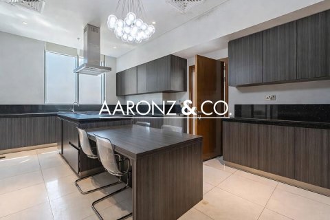 پنت هاوس برای اجاره در Business Bay، Dubai، امارات متحده عربی 5 خوابه ، 878 متر مربع ، شماره 693668 - تصویر 19