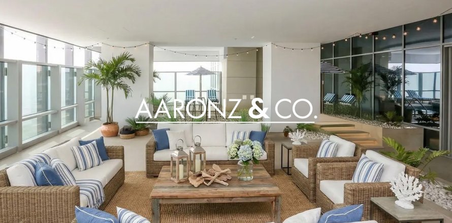 פנטהאוס ב Business Bay, Dubai, איחוד האמירויות 5 חדרי שינה, 878 מ"ר מספר 693668