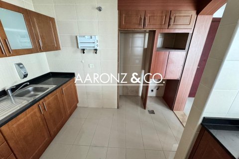 Appartement te koop in Jumeirah Lake Towers, Dubai, VAE 2 slaapkamers, 94 vr.m., nr 693671 - foto 12