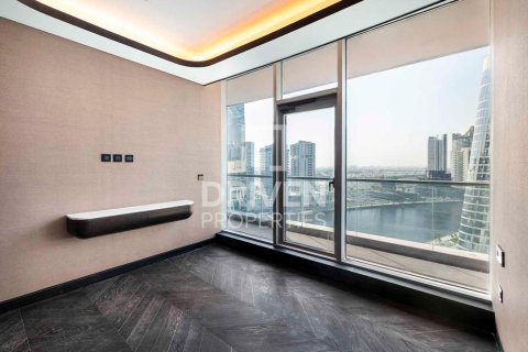 Apartment til salg i Business Bay, Dubai, UAE 4 soveværelser, 272.86 kvm № 743075 - foto 8
