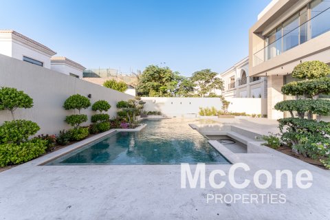 Villa in Jumeirah Park, Dubai, UAE 6 bedrooms, 845.42 sq.m. № 587289 - photo 27