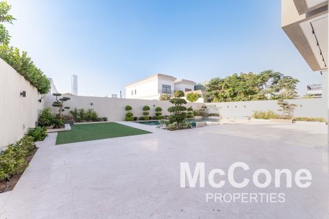 Villa in Jumeirah Park, Dubai, UAE 6 bedrooms, 845.42 sq.m. № 587289 - photo 26