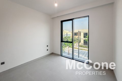 Vila v Tilal Al Ghaf, Dubai, SAE 4 ložnice, 373.1 m² Č.: 586938 - fotografie 15