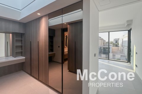 Vila v Tilal Al Ghaf, Dubai, SAE 4 ložnice, 373.1 m² Č.: 586938 - fotografie 14