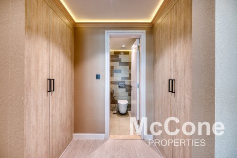 Apartamento en alquiler en Palm Jumeirah, Dubai, EAU 1 dormitorio, 74.79 m2 № 587106 - foto 9