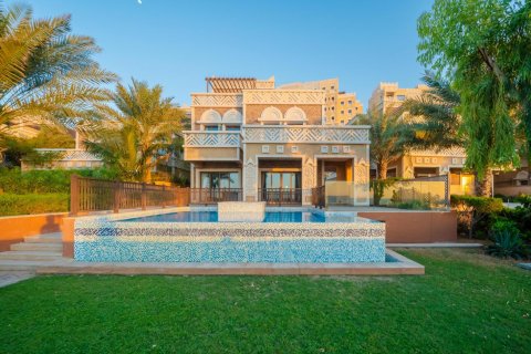 Vila v Palm Jumeirah, Dubai, SAE 4 ložnice, 912 m² Č.: 623338 - fotografie 30