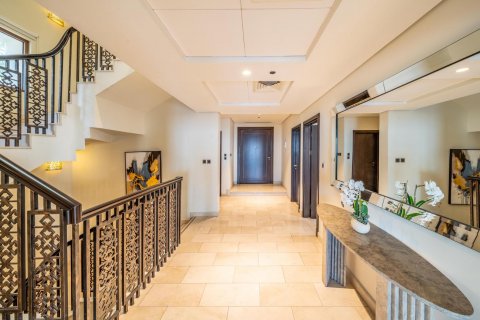 Vila v Palm Jumeirah, Dubai, SAE 4 ložnice, 912 m² Č.: 623338 - fotografie 6