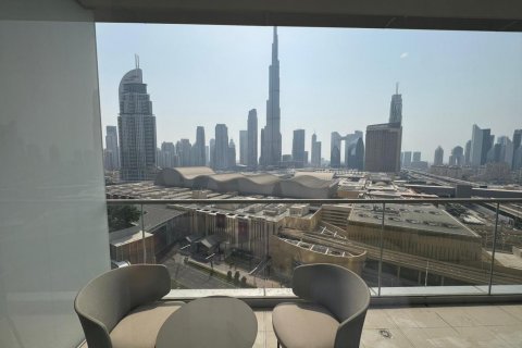 Apartment in Downtown Dubai (Downtown Burj Dubai), Dubai, UAE 2 bedrooms, 113 sq.m. № 623336 - photo 1
