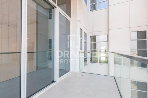 Apartament në Dubai, Emiratet e Bashkuara Arabe 2 dhoma gjumi, 145.11 m2. № 746878 - Foto 17