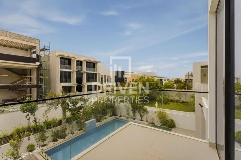 Βίλα σε Jumeirah Park, Dubai, ΗΑΕ 7 υπνοδωμάτια, 764.31 τ.μ. Αρ. 746872 - φωτογραφία 28