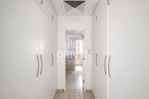 The Lakes, Dubai, BAE’de kiralık villa 3 yatak odası, 436.74 m² No 746877 - fotoğraf 16