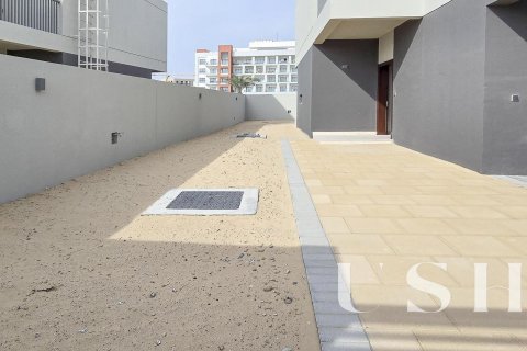 Villa sa Dubai South (Dubai World Central), Dubai, UAE 3 silid-tulugan, 269 sq.m. № 621069 - larawan 4