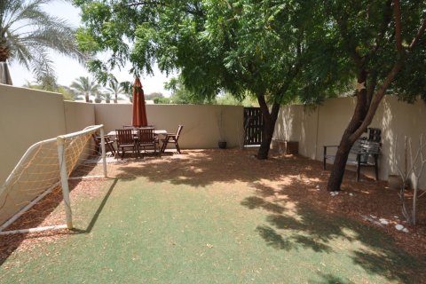 Villa in Arabian Ranches 2, Dubai, UAE 2 bedrooms, 173.19999193 sq.m. № 688243 - photo 15