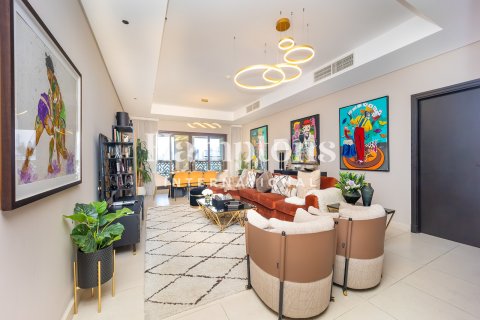 Apartman u Palm Jumeirah, Dubai, UAE 2 spavaćih soba, 206.22979552 m2 Br. 688244 - fotografija 5