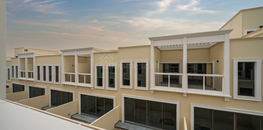 Kaupunkipientalo Damac Lagoons, Dubai, Arabiemiraatit 4 makuuhuonetta, 144 m2 № 715696