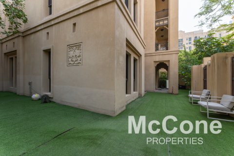 Apartment in Old Town, Dubai, UAE 3 bedrooms, 163.04 sq.m. № 587595 - photo 14