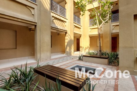 Apartment in Old Town, Dubai, UAE 3 bedrooms, 163.04 sq.m. № 587595 - photo 16