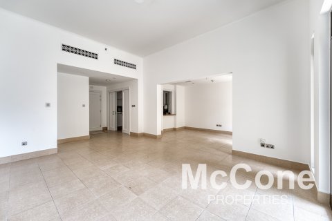 Apartment in Old Town, Dubai, UAE 3 bedrooms, 164.81 sq.m. № 587594 - photo 7