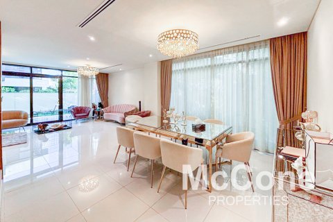 Villa in DAMAC Hills (Akoya by DAMAC), Dubai, UAE 4 bedrooms, 324.05 sq.m. № 587593 - photo 1