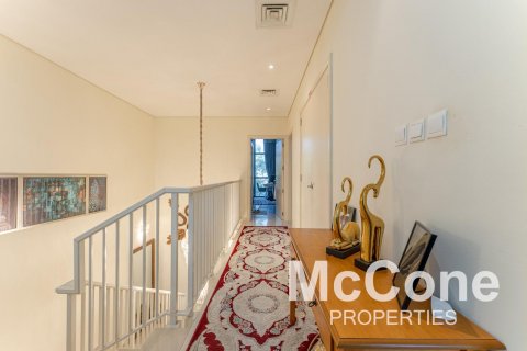 Vilë në DAMAC Hills (Akoya by DAMAC), Dubai, Emiratet e Bashkuara Arabe 3 dhoma gjumi, 324.05 m2. № 587592 - Foto 17
