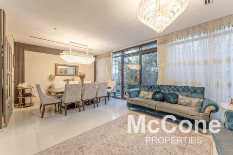 Vilë në DAMAC Hills (Akoya by DAMAC), Dubai, Emiratet e Bashkuara Arabe 3 dhoma gjumi, 324.05 m2. № 587592 - Foto 4