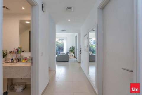 Rijtjeshuis te huur in Dubai Hills Estate, Dubai, VAE 3 slaapkamers, 196 vr.m., nr 710178 - foto 2